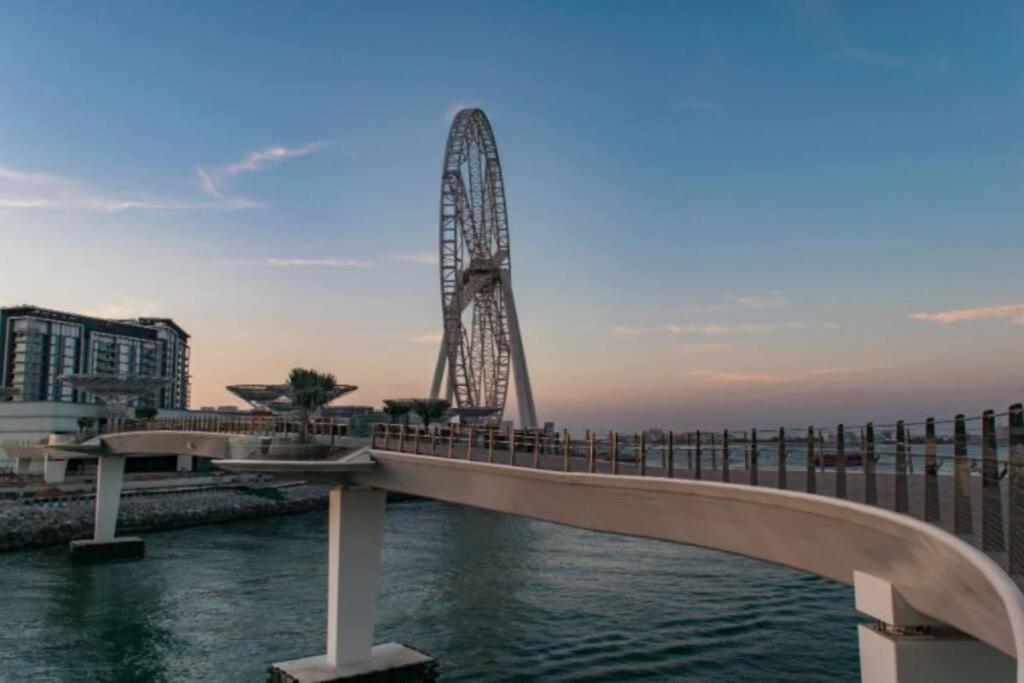 La Buena Vida Holiday Homes: Beachfront Luxury in JBR Dubai Exterior photo
