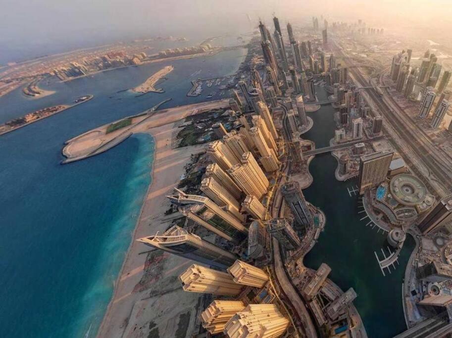 La Buena Vida Holiday Homes: Beachfront Luxury in JBR Dubai Exterior photo