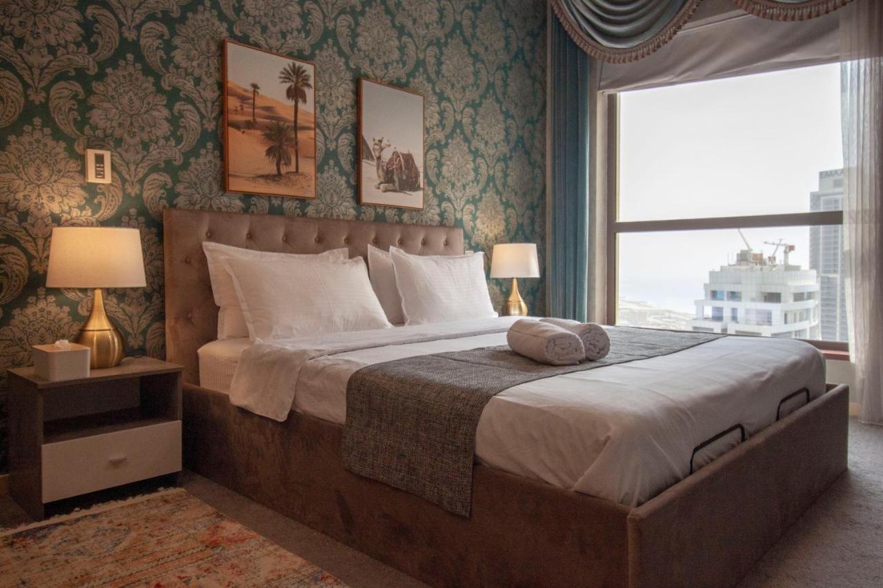La Buena Vida Holiday Homes: Beachfront Luxury in JBR Dubai Exterior photo